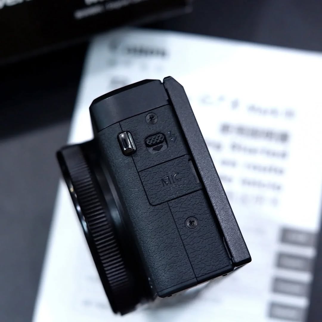 Canon PowerShot G7X Mark lll - Like New - Black