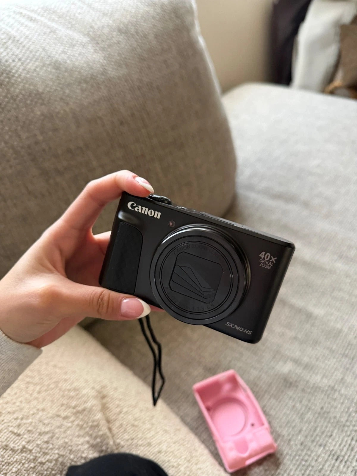 Canon PowerShot SX740 HS – 20.3 Megapixel Camera (Black)