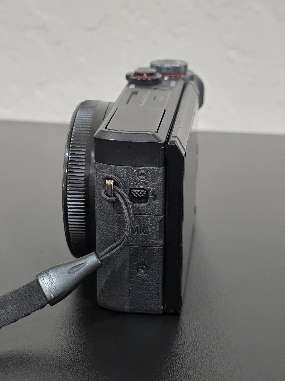 Canon PowerShot G7 X Mark III 20.1MP Digital Point & Shoot Camera - Black