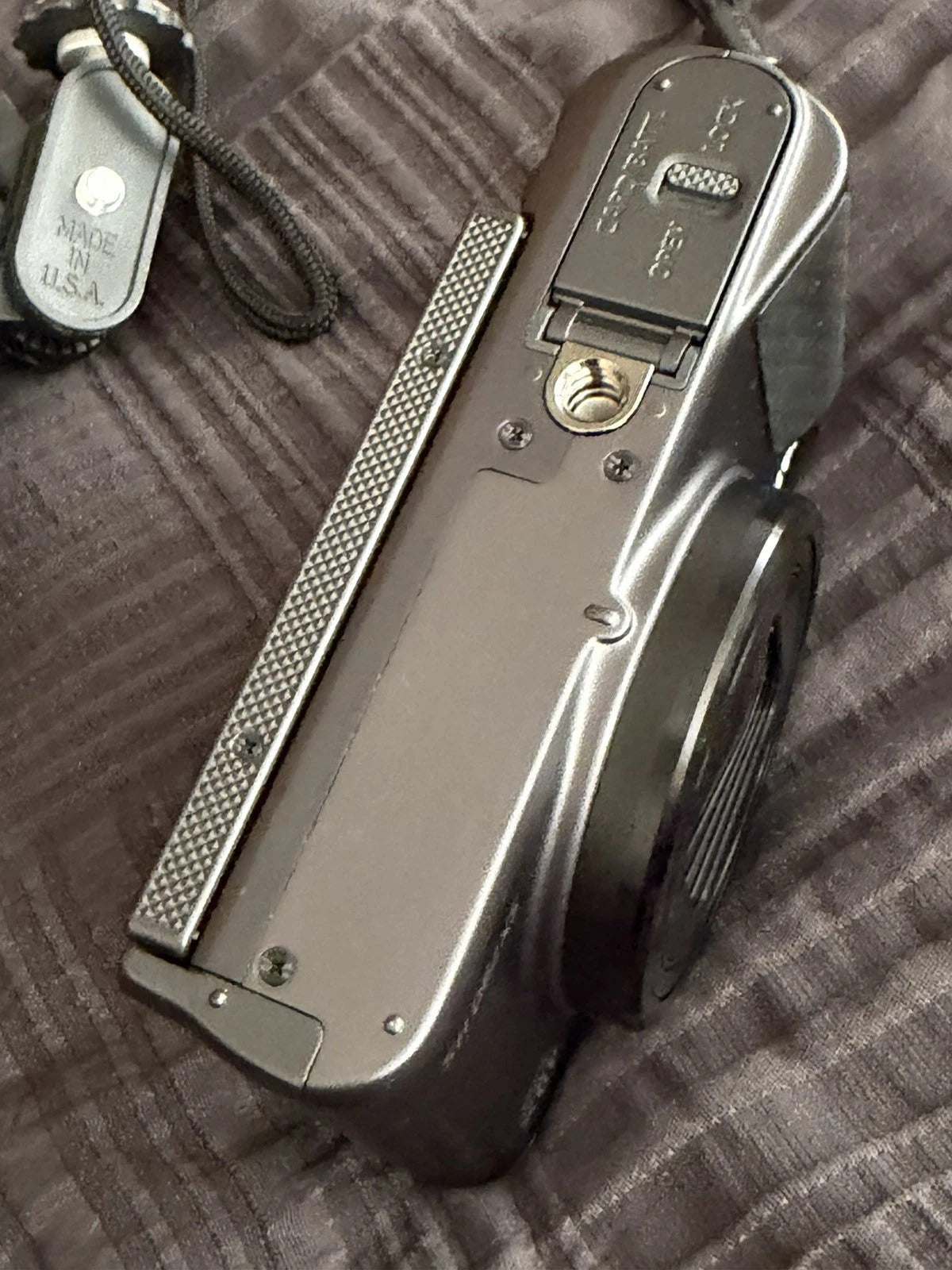 Canon PowerShot SX730 HS Digital Camera Bundle – Case, Charger & 2 Batteries Included