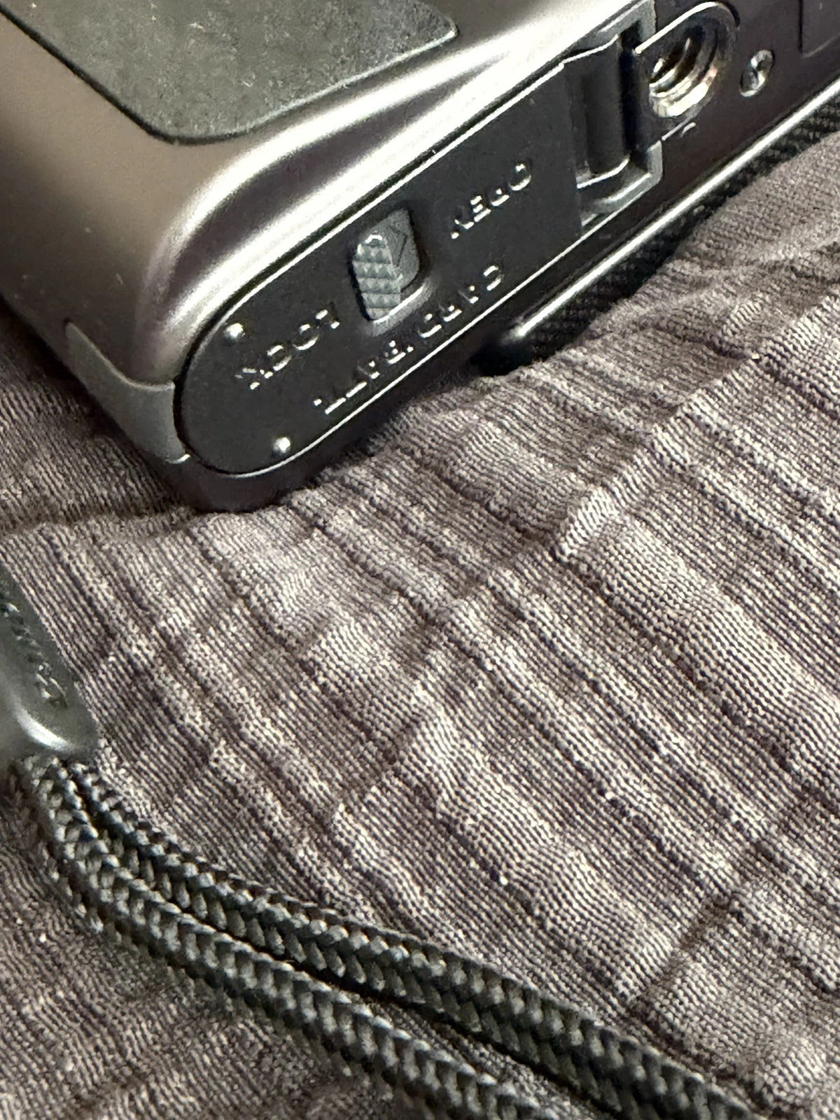 Canon PowerShot SX730 HS Digital Camera Bundle – Case, Charger & 2 Batteries Included