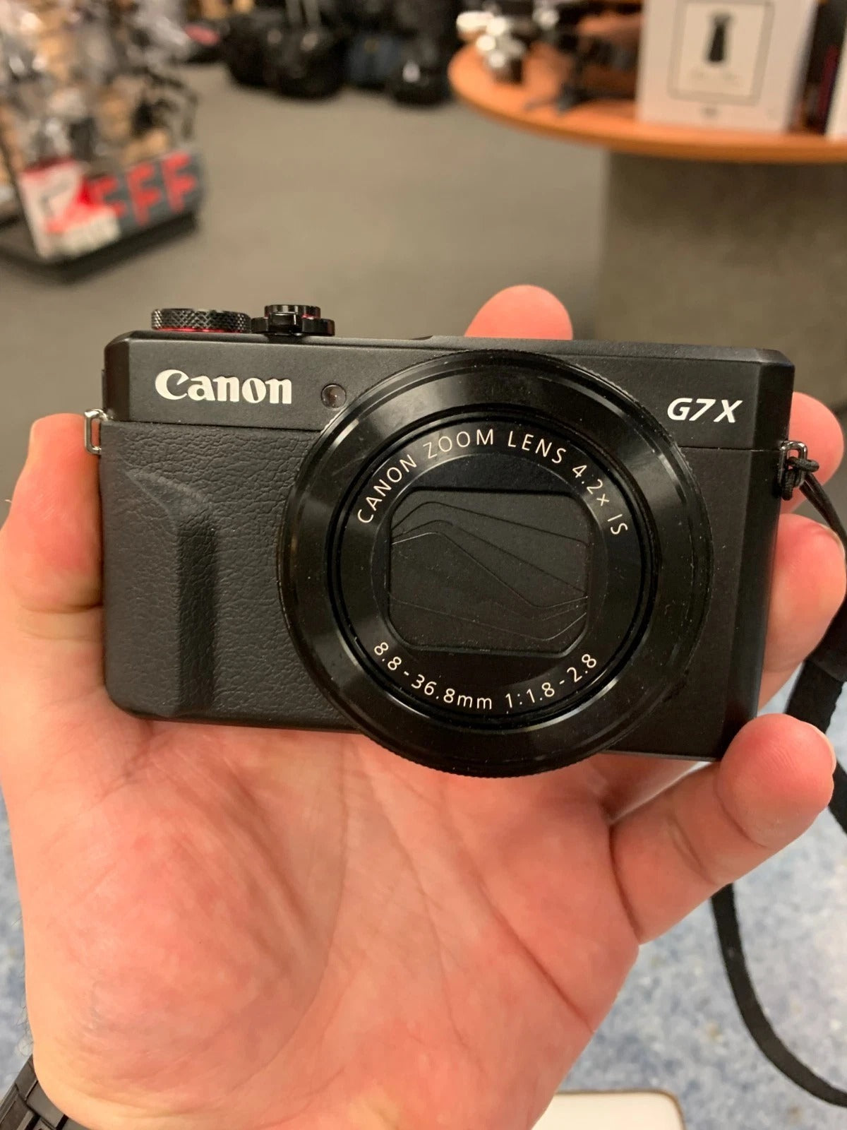 Canon PowerShot G7X Mark II 20.1MP Compact Camera Black
