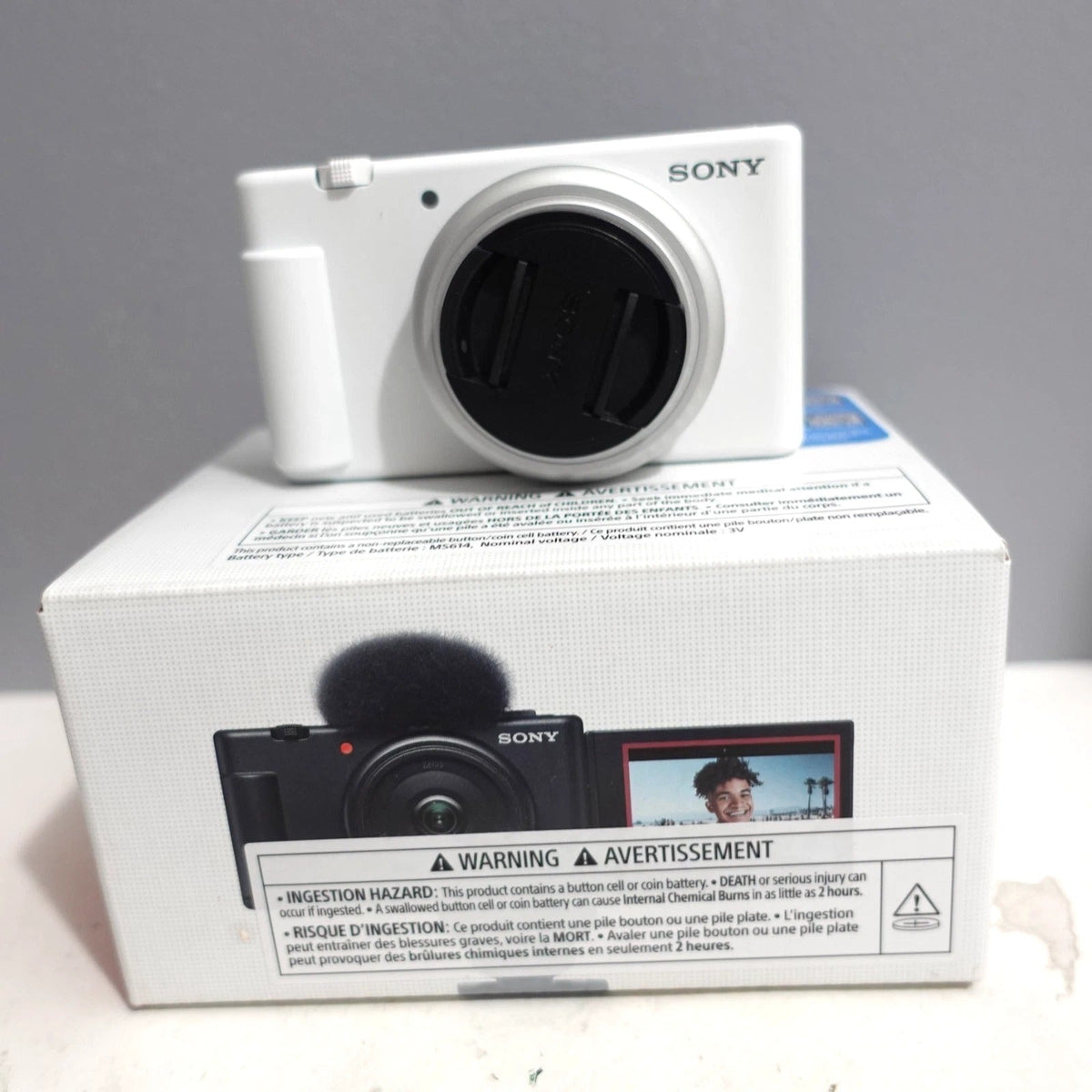 Sony ZV-1F Video Touch Screen Vlog Camera For Content Creators White