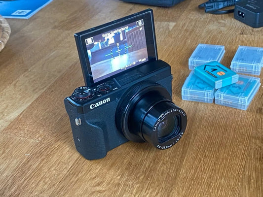 Canon PowerShot G7 X Mark III 20.1MP Compact Camera with Vlog Accessories