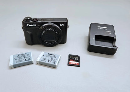 Canon G7X Mark II digital camera 20.1 MP 2 batteries. Original owner.