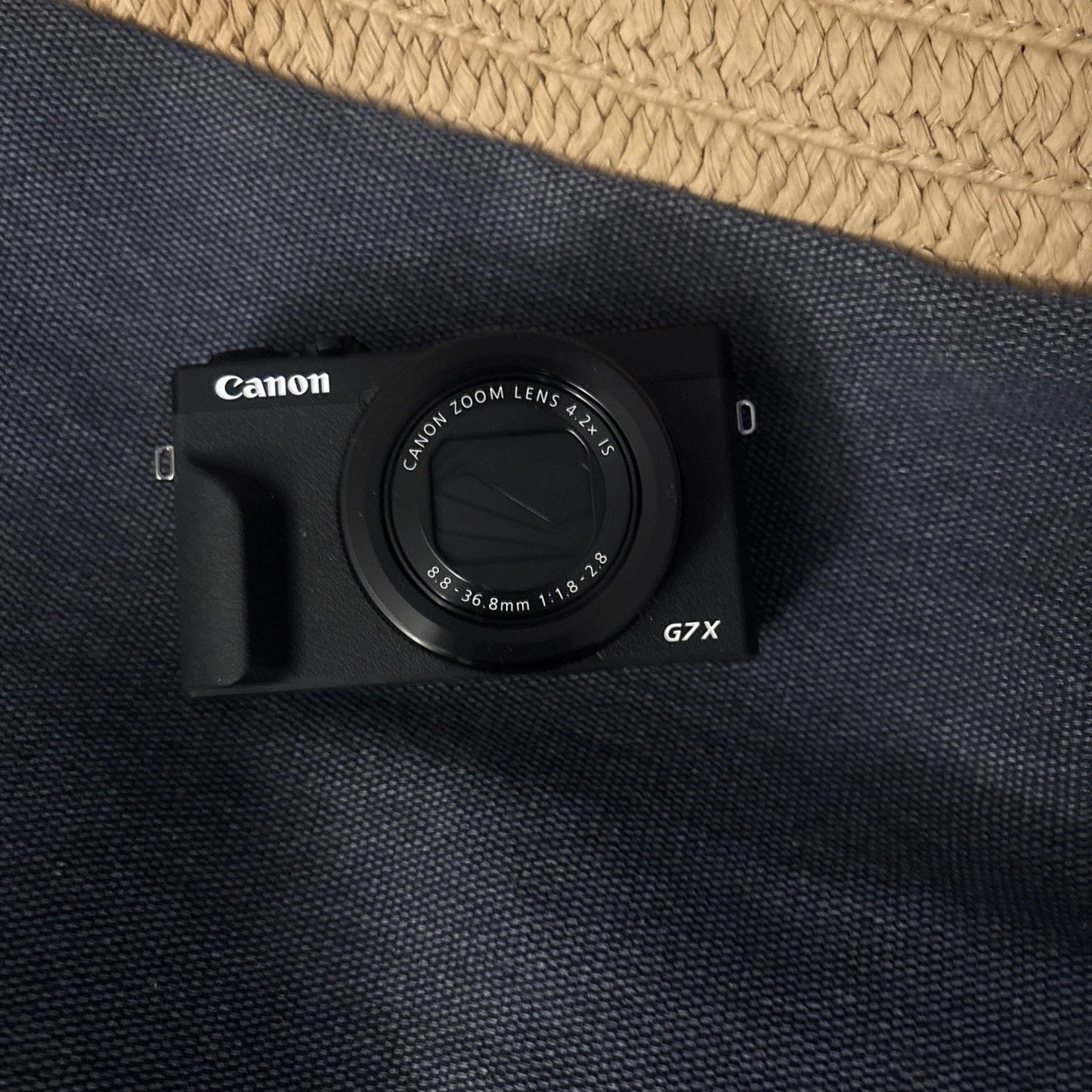 Canon PowerShot G7 X Mark III - 20.1MP Point & Shoot Digital Camera -Black NoBOX