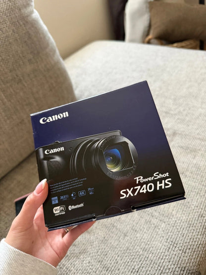 Canon PowerShot SX740 HS – 20.3 Megapixel Camera (Black)