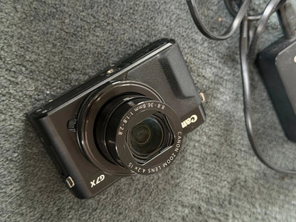 Canon PowerShot G7 X Mark II 20.1 MP Digital Camera with Touchscreen - Black