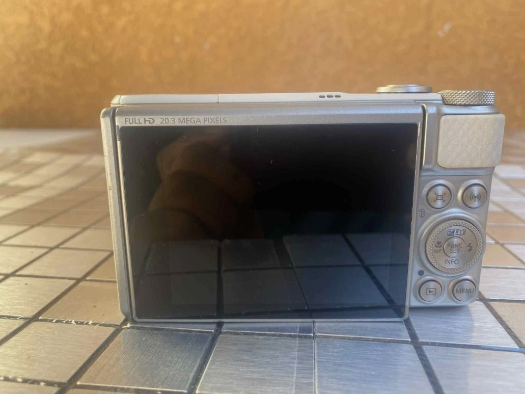 Canon PowerShot SX730 HS 20.3MP Digital Camera – Silver – Works Perfect