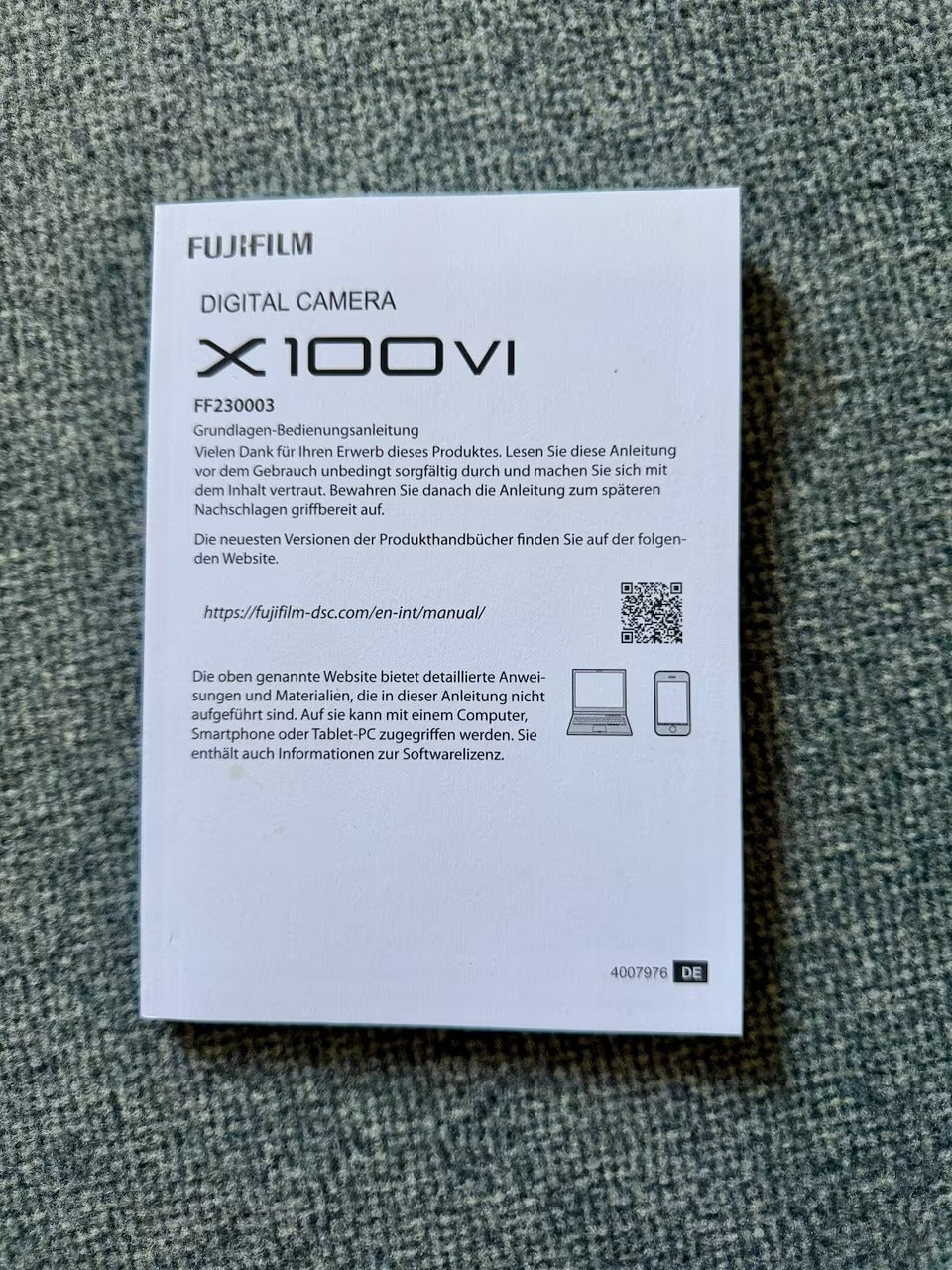 FUJIFILM X100 VI, black, very good condition, 1,900 shots