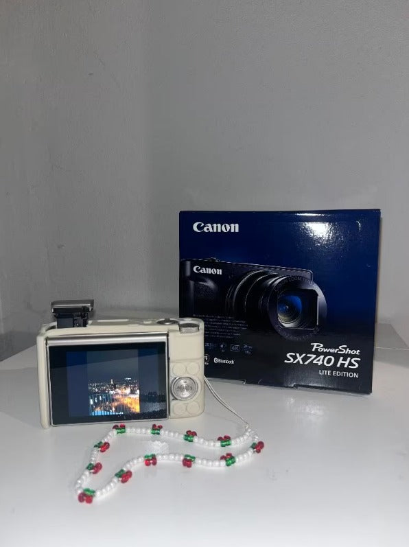 Canon PowerShot SX740 HS Compact Digital Camera 20.3MP – Silver