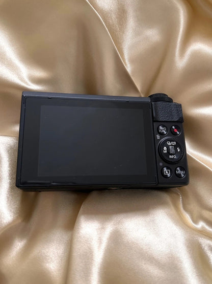 Canon PowerShot G7 X Mark II 20.1 Megapixel Digital Camera - Black.