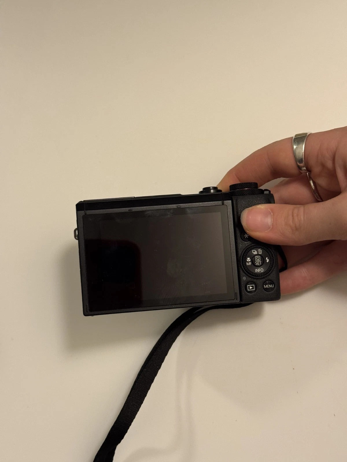 Canon PowerShot G7 X Mark III – 20.1MP Black Digital Camera – Compact Vlogging Point & Shoot