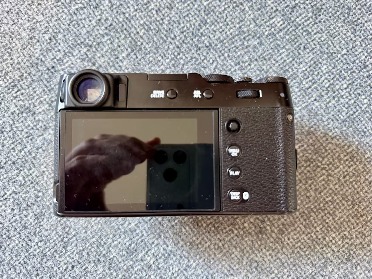 FUJIFILM X100 VI, black, very good condition, 1,900 shots