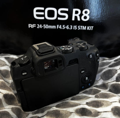 Canon EOS R8 Mirrorless Camera Black Kit with RF 24–50mm f/4.5–6.3 IS Lens + Extra Battery