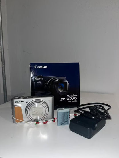 Canon PowerShot SX740 HS Compact Digital Camera 20.3MP – Silver