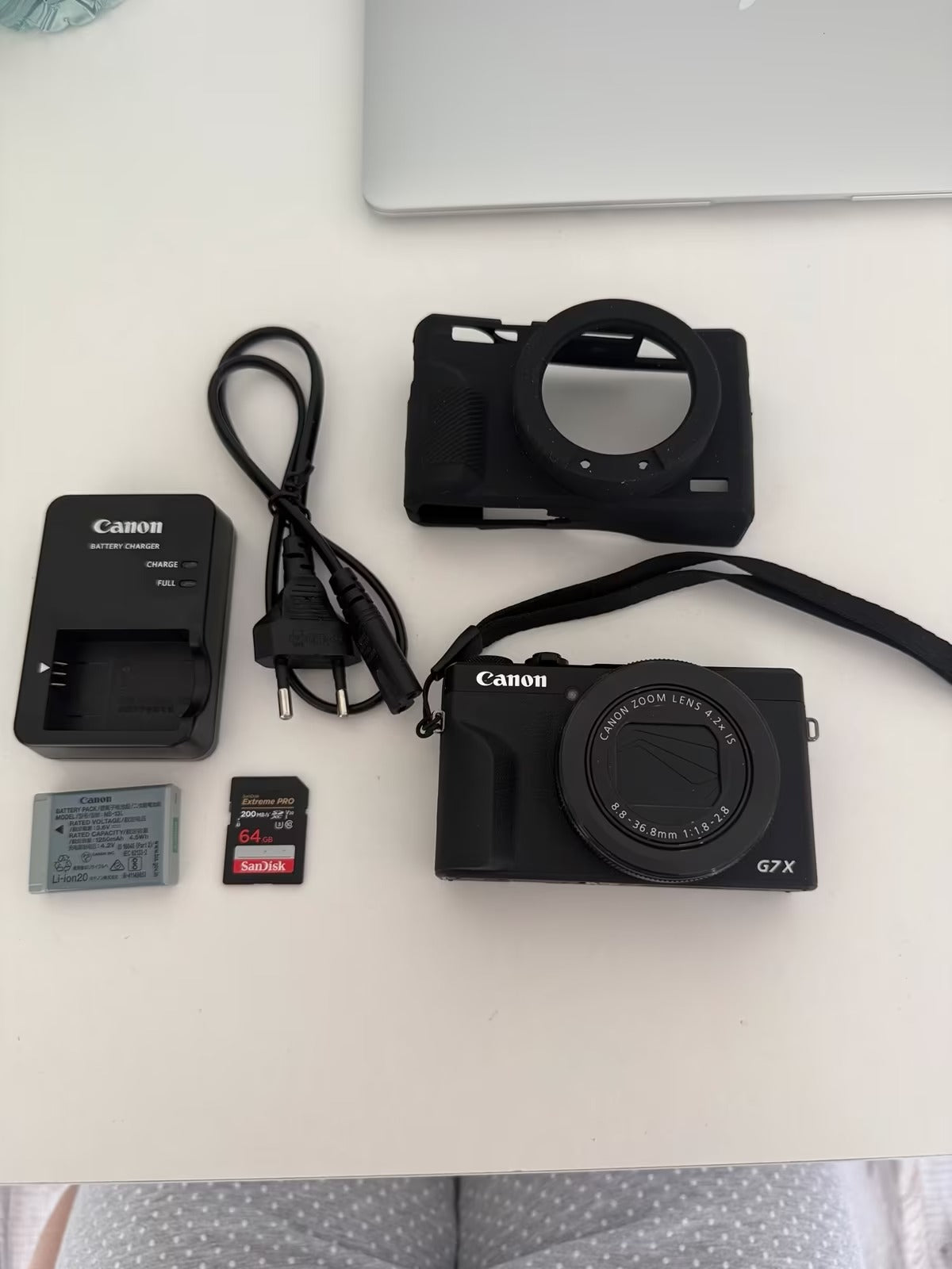Canon G7X Mark III (NEW) + Full Accessories – Perfect Vlogging Set!