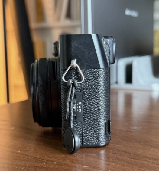 Fujifilm X100VI Black digital camera and box in immaculate condition