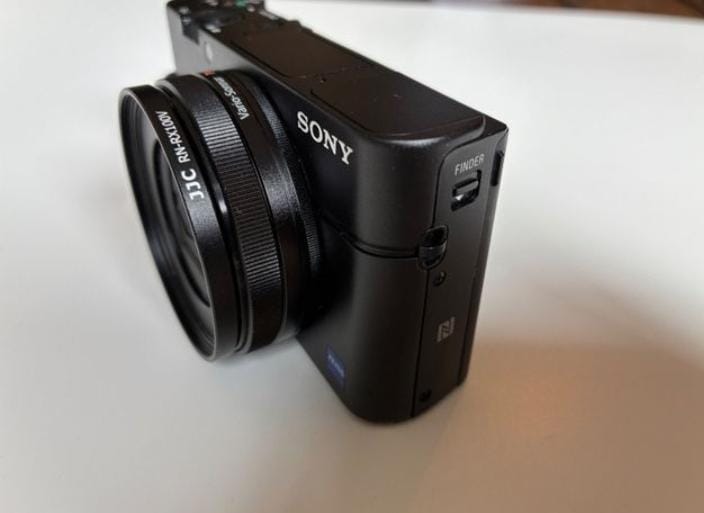 Sony Cyber-Shot DSC-RX100 Mark III M3 OVP
