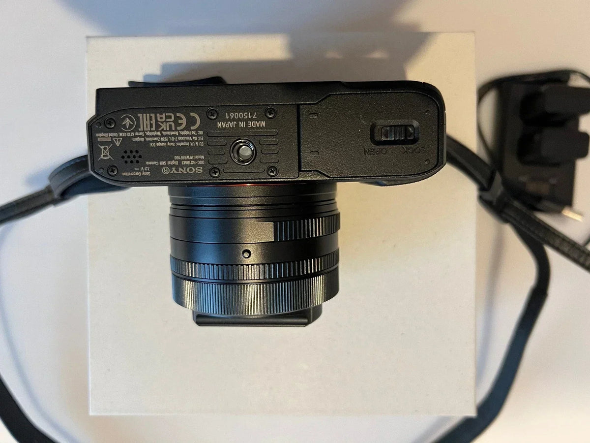 Sony RX1R III | Ultra-Premium Full-Frame Compact - Like New