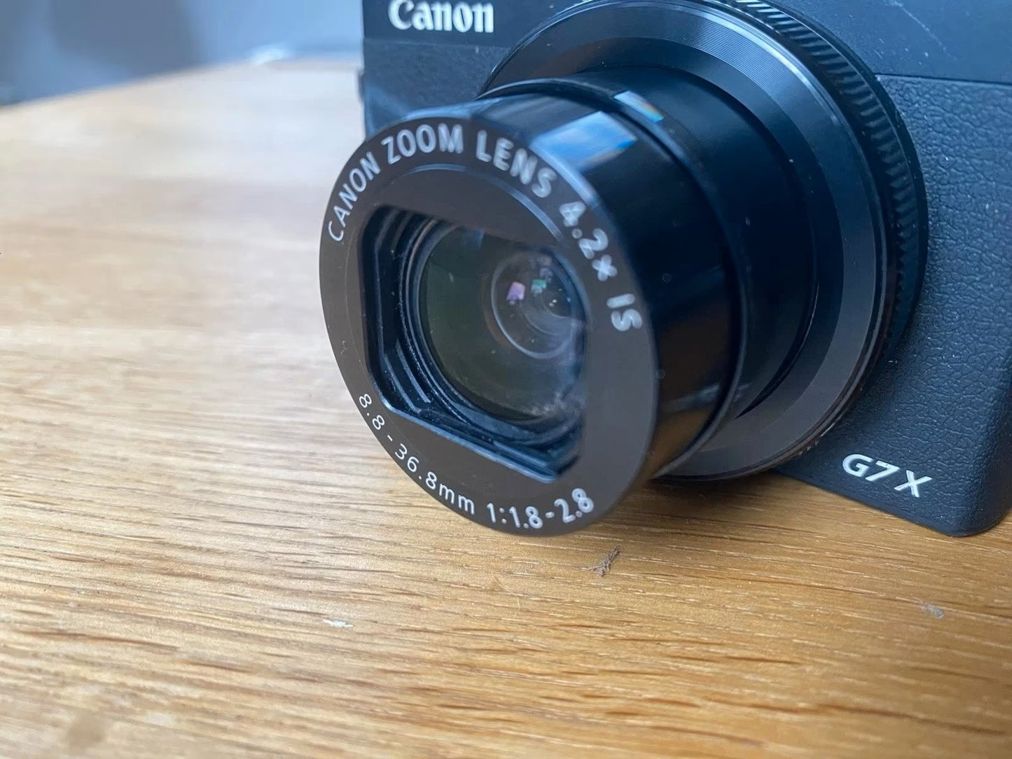 Canon PowerShot G7 X Mark III 20.1MP Compact Camera with Vlog Accessories