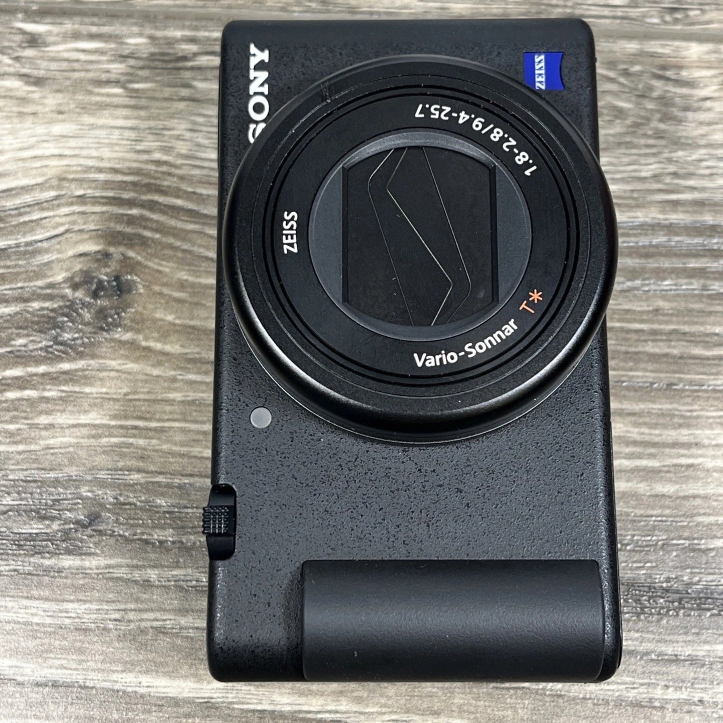 Sony ZV-1 Digital Camera 20.1MP 4K Vlog Zeiss Lens + Stand, Batteries, Charger