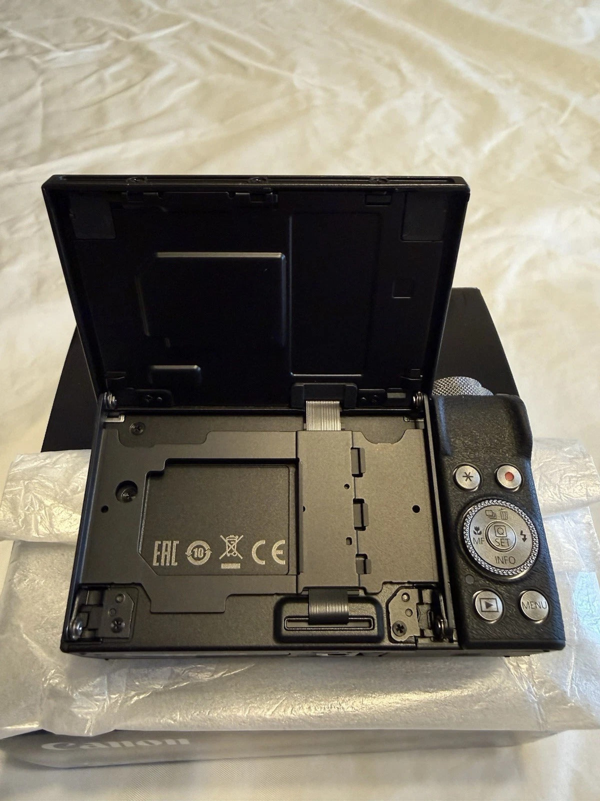 Canon PowerShot G7 X Mark III – 20.1MP Digital Camera – Silver Compact Vlogging Camera