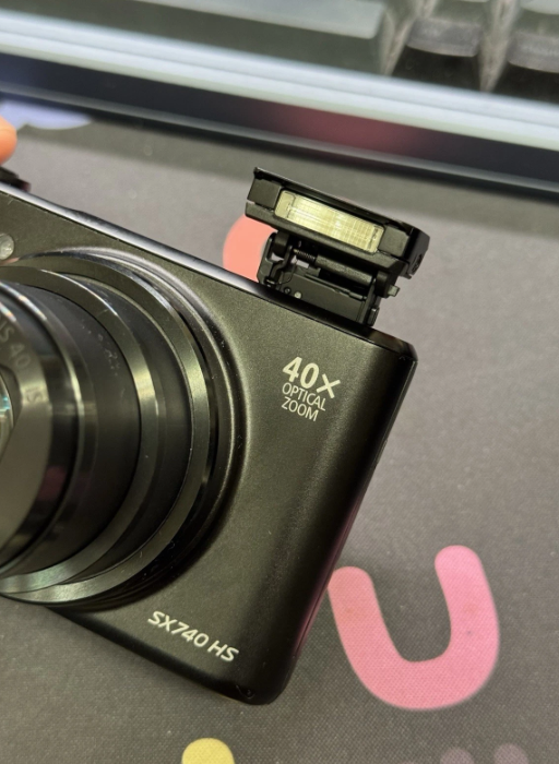 Canon PowerShot SX740 HS 20.3MP Digital Camera - Black
