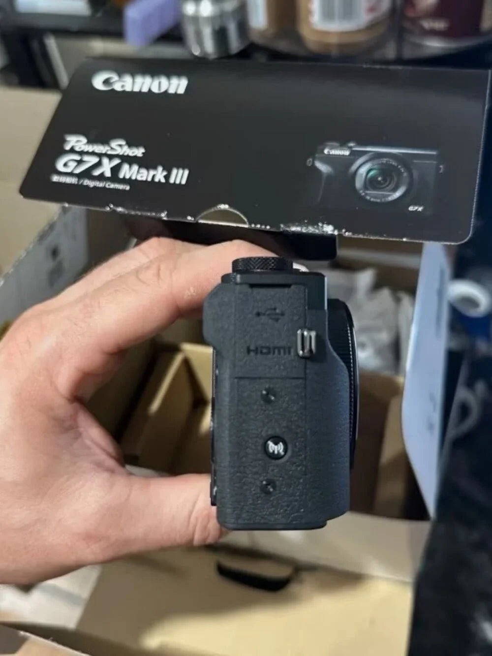 Canon PowerShot G7X Mark III – Black compact digital camera
