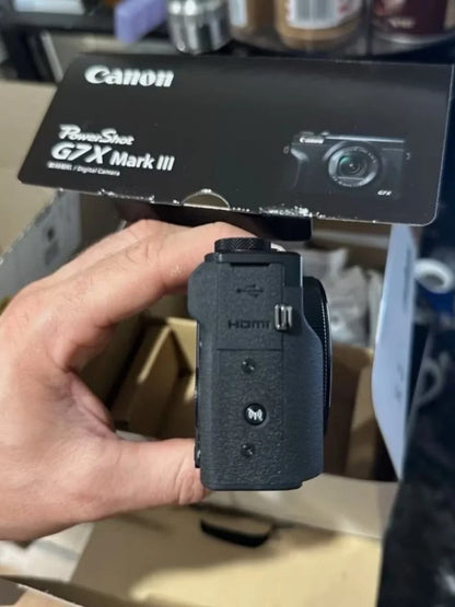 Canon PowerShot G7X Mark III – Black compact digital camera
