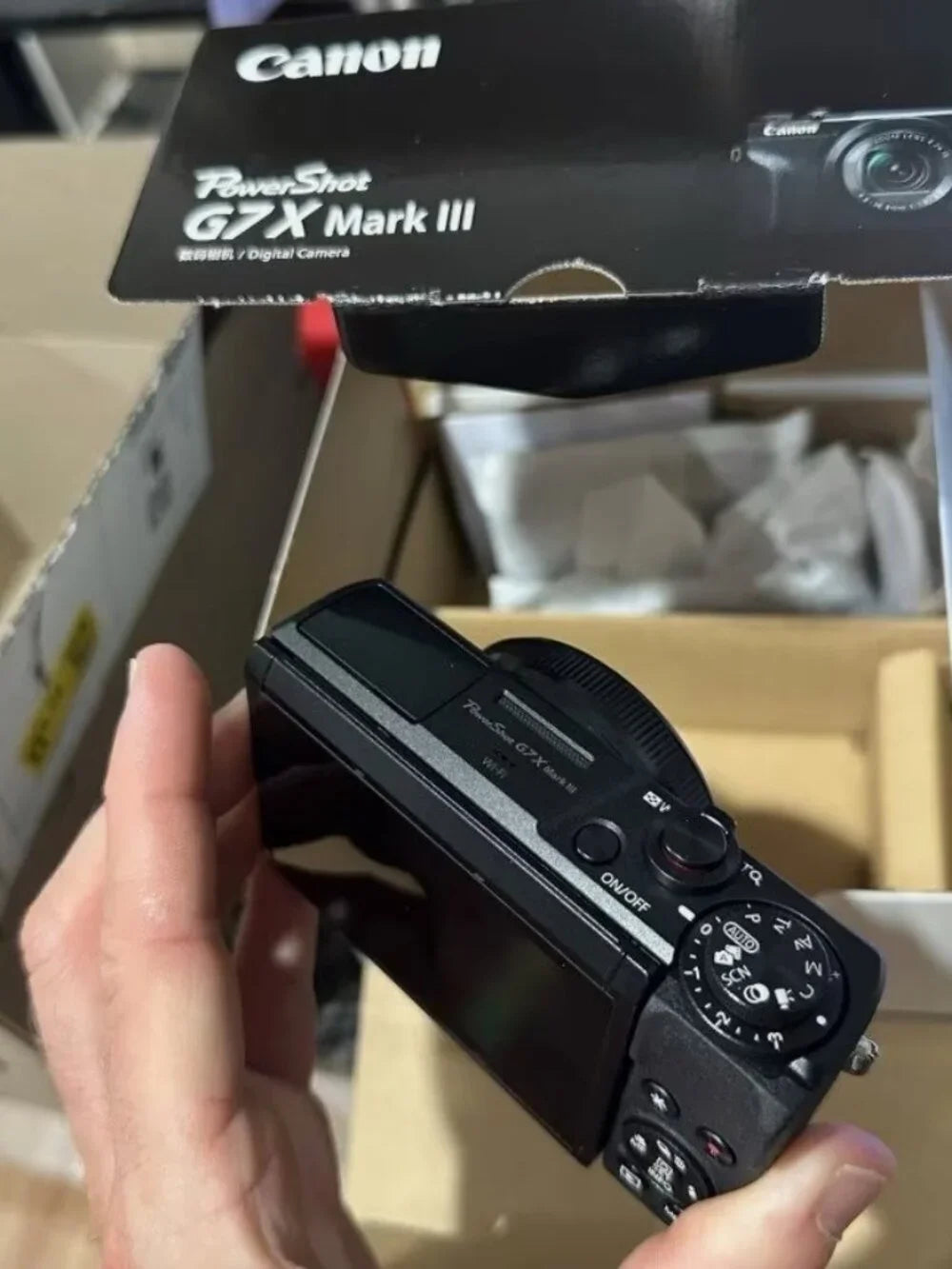Canon PowerShot G7X Mark III – Black compact digital camera