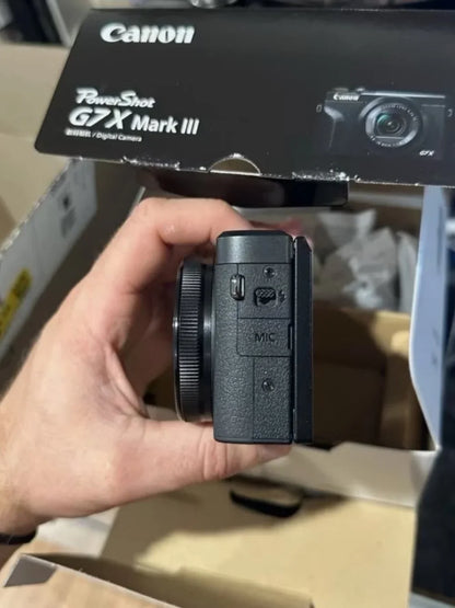 Canon PowerShot G7X Mark III – Black compact digital camera