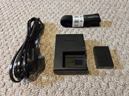 Canon EOS R50 V Mirrorless Camera with Extras – Excellent Condition Digital Camera