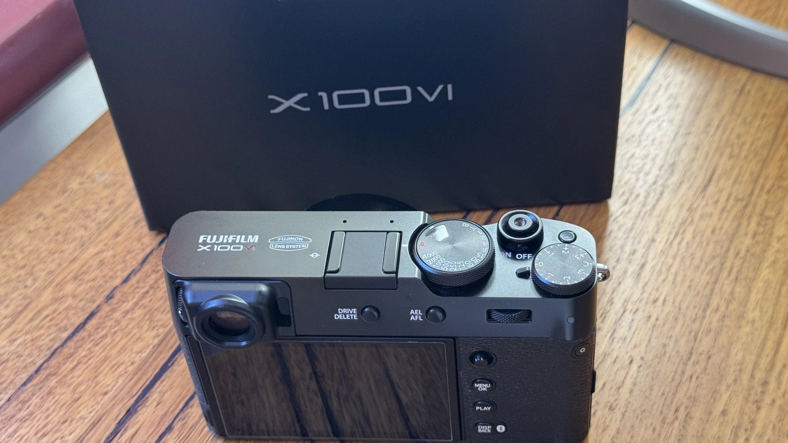 Fujifilm X100VI – Excellent Condition | 900 Shutter Count | Premium Accessories