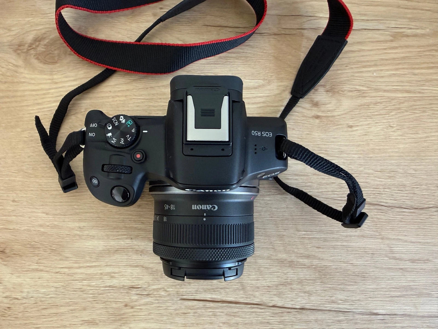 Canon EOS R50 Mirrorless Camera Black + RF-S 18-45mm