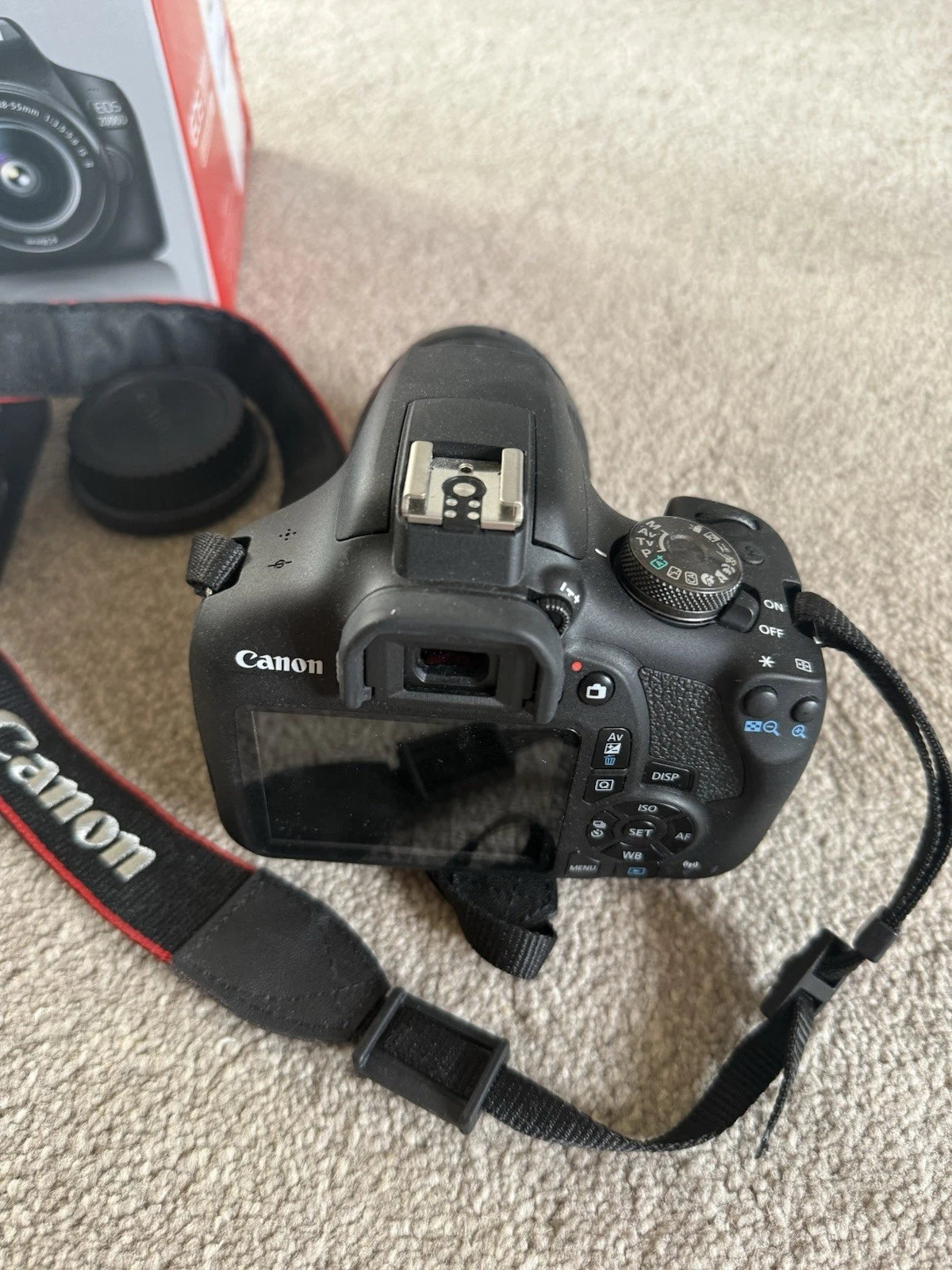Canon EOS 2000D Digital SLR Camera 24.1MP EF-S 18-55mm IS II Kit Black