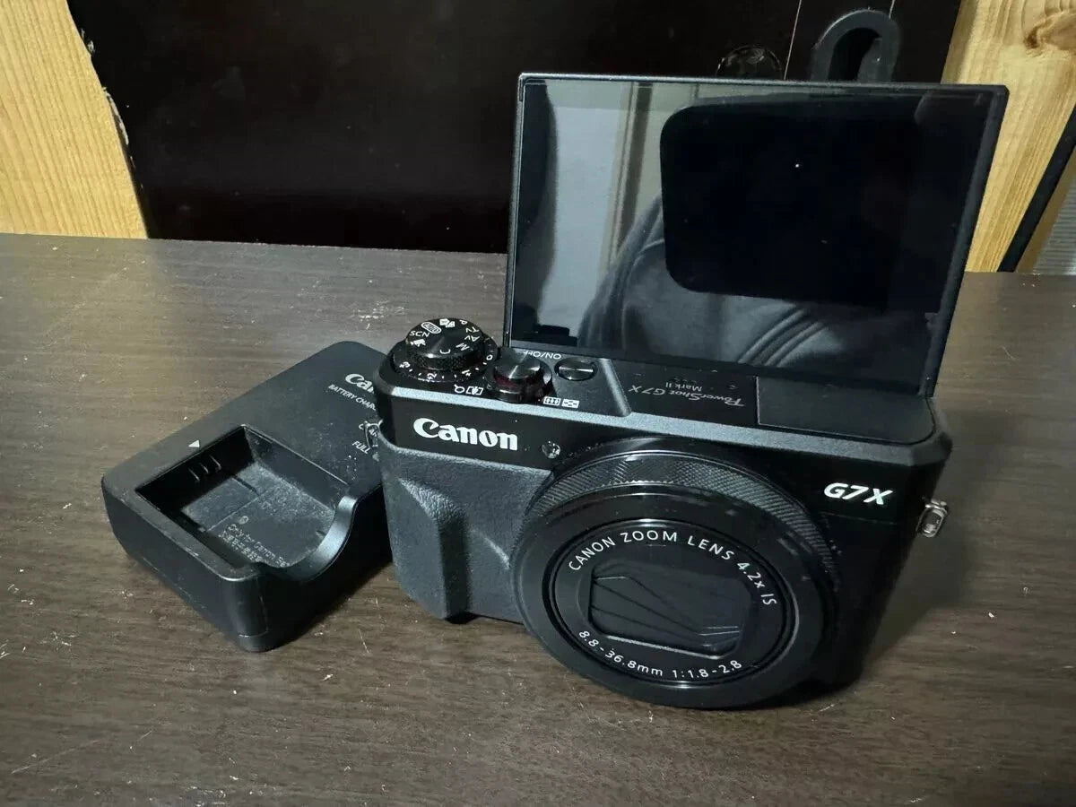 Canon PowerShot G7 x Mark II 20.1MP Digital Camera Black w/charger [Near Mint]