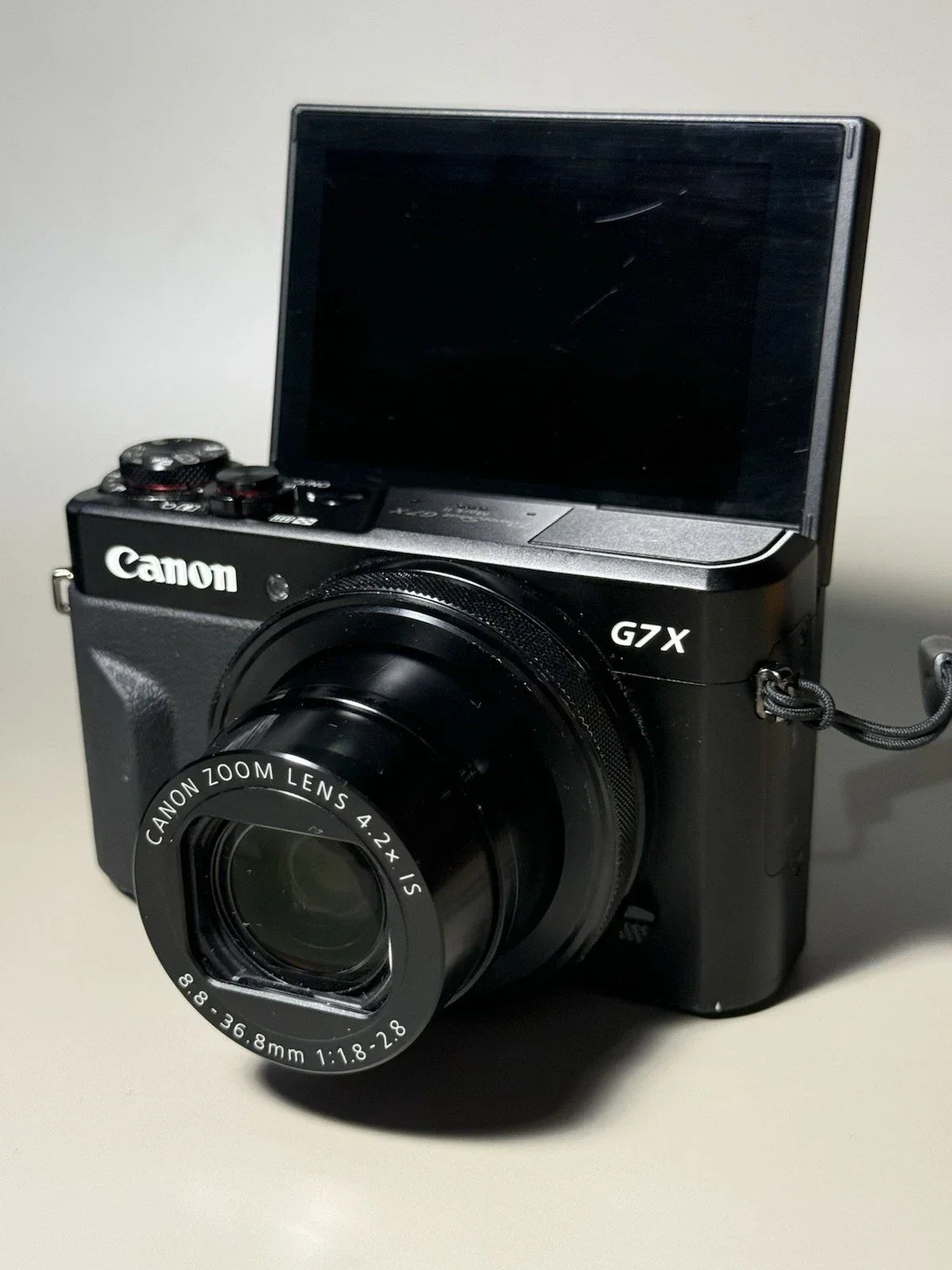 Canon PowerShot G7x Mark II 20.1MP Digital Camera 4.2x Optical Zoom Black 90%New