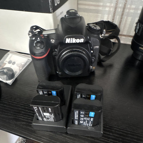Nikon D750 24.3MP Digital SLR Camera Body Black 3.2in Screen USB HDMI