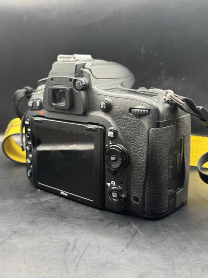 Nikon D750 Digital SLR Camera (Body Only) - Tested & Working - Read!
