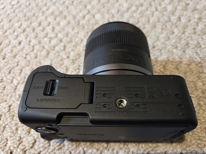 Canon EOS R50 V Mirrorless Camera with Extras – Excellent Condition Digital Camera
