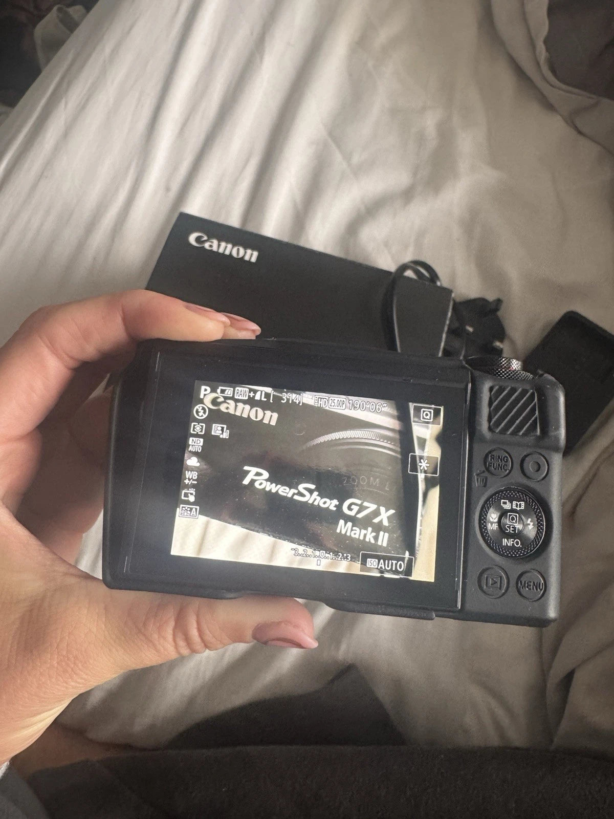 Canon PowerShot G7 X Mark III 20.1MP Digital Camera Black – 4K Compact Camera for Creators