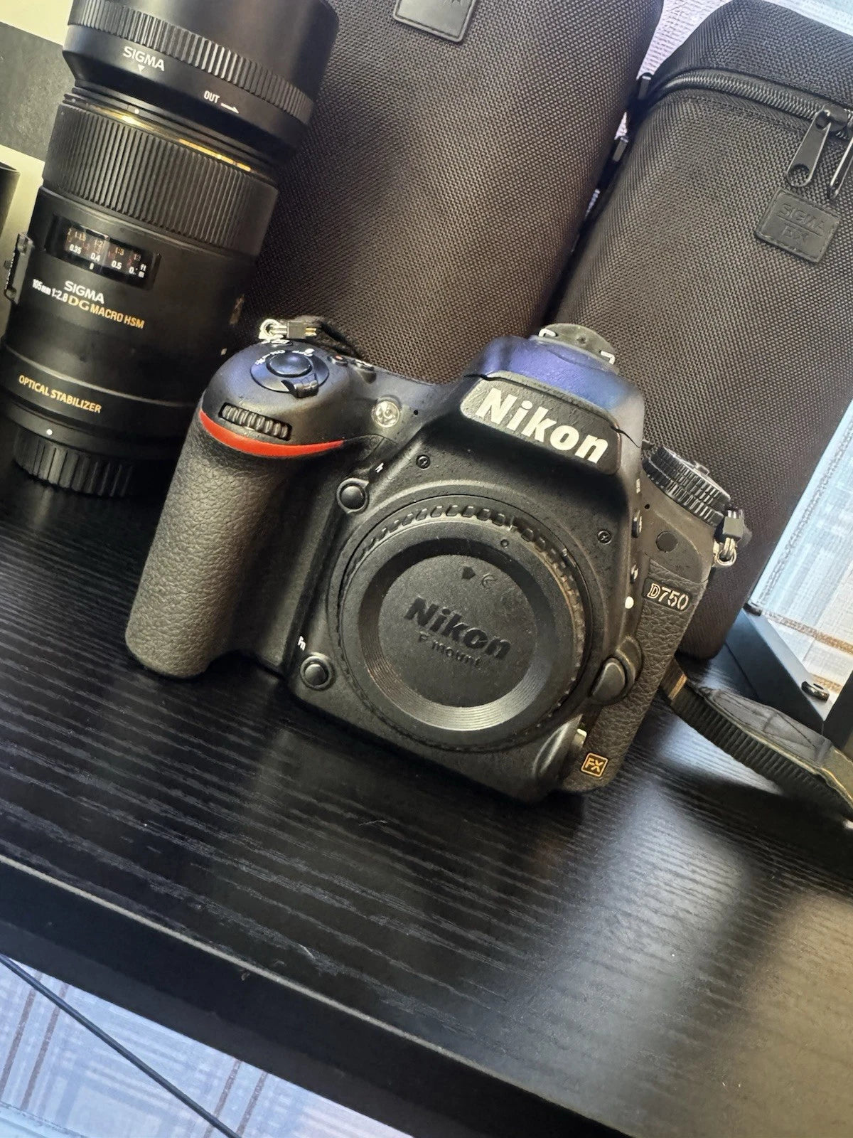 Nikon D750 24.3MP Digital SLR Camera Body Black 3.2in Screen USB HDMI