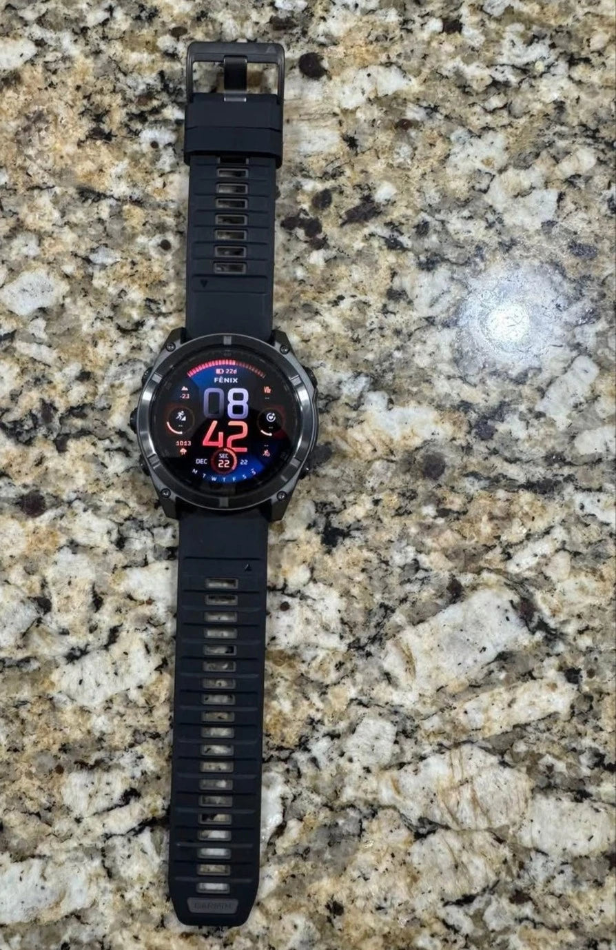 Garmin fēnix 8 51mm AMOLED GPS Smartwatch Black Titanium Sapphire CarbonGrayband
