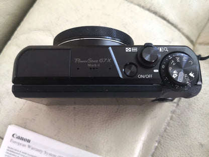 Stunning Canon PowerShot G7 X Mark II Compact Digital Camera Vlog Kit