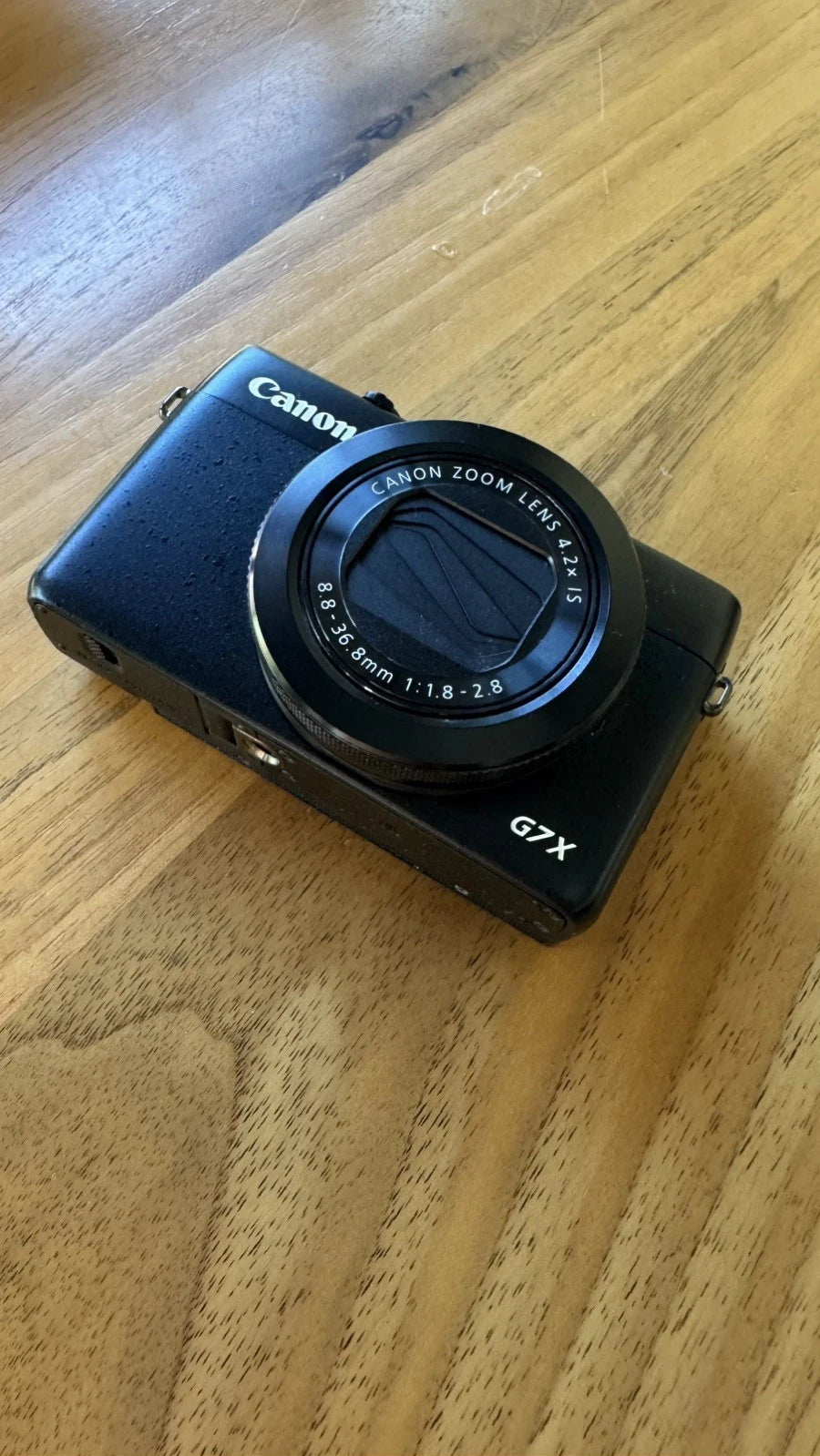 [USA] Canon PowerShot G7 X Mark I - p20.2MP Digital Camera - ONLY USED TWICE