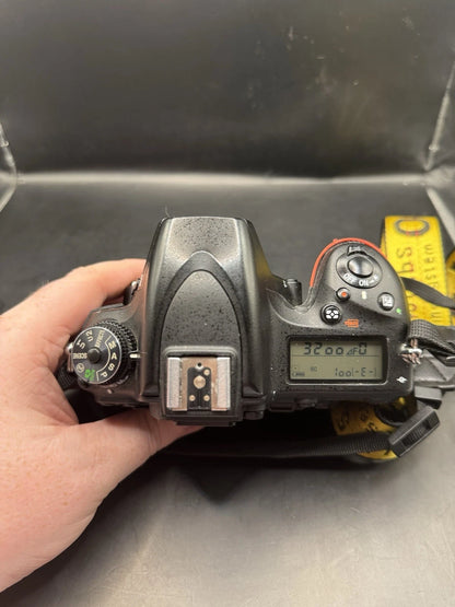 Nikon D750 Digital SLR Camera (Body Only) - Tested & Working - Read!