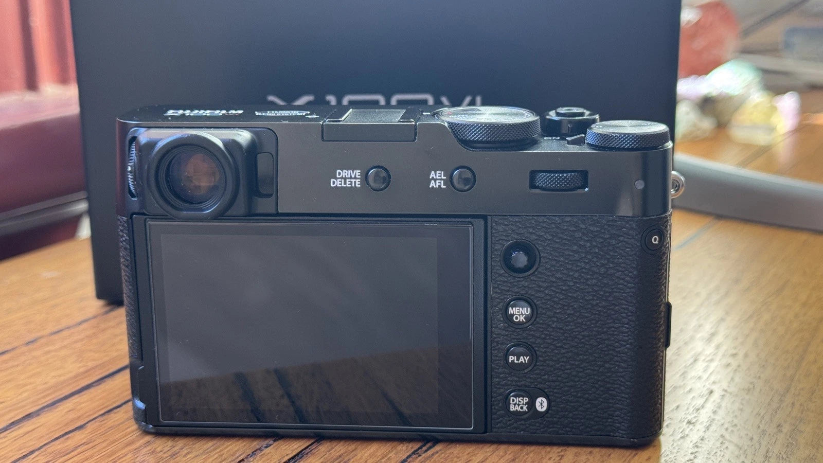 Fujifilm X100VI – Excellent Condition | 900 Shutter Count | Premium Accessories