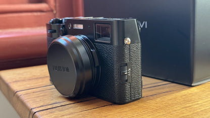 Fujifilm X100VI – Excellent Condition | 900 Shutter Count | Premium Accessories