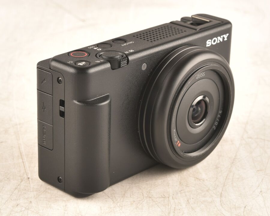Sony ZV-1F 20.1MP 4K f/2 Vlogging Digital Camera - Black